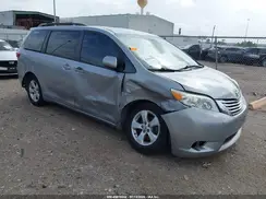 5TDKK3DC7GS708553 2016 TOYOTA SIENNA
