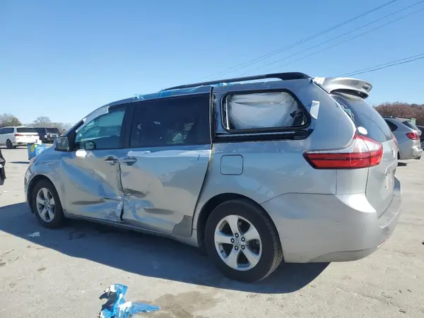 5TDKK3DC7GS713252 2016 TOYOTA SIENNA - Image 2