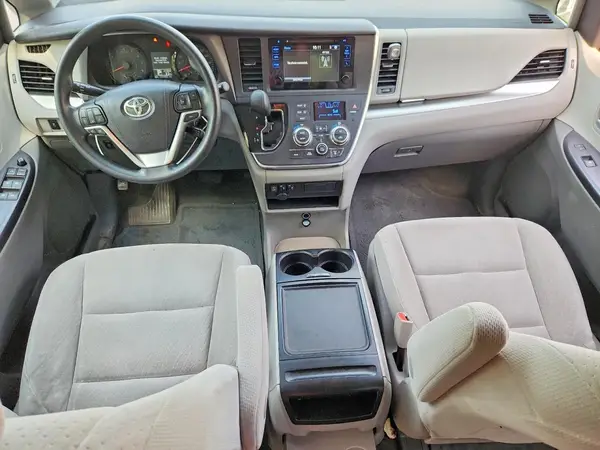 5TDKK3DC7GS720170 2016 TOYOTA SIENNA - Image 8