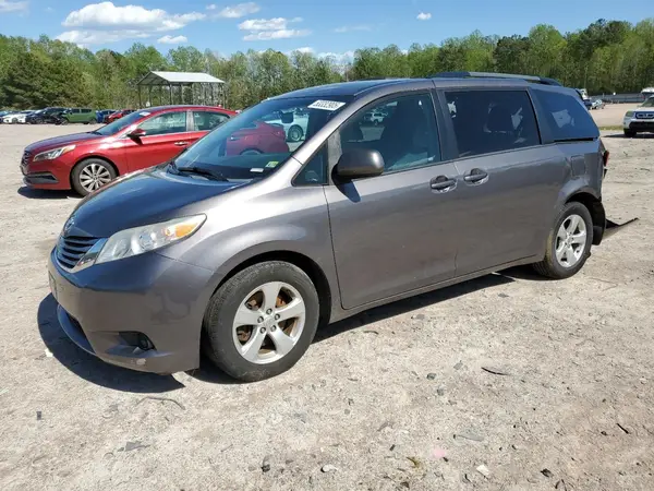 5TDKK3DC7GS723554 2016 TOYOTA SIENNA - Image 1