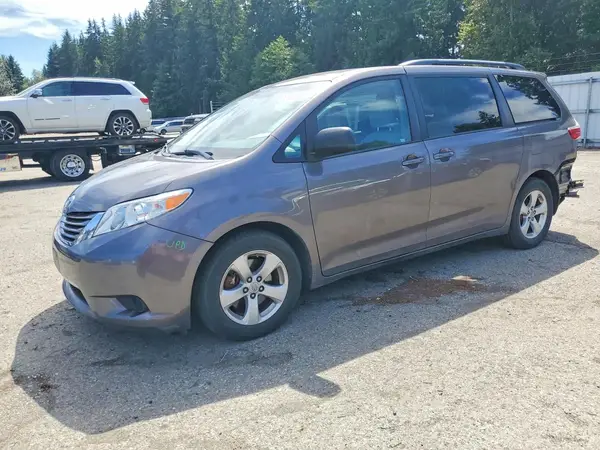 5TDKK3DC7GS724462 2016 TOYOTA SIENNA - Image 1