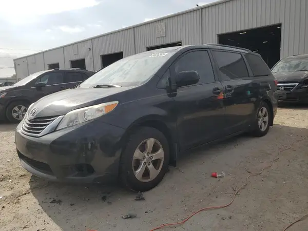 5TDKK3DC7GS732691 2016 TOYOTA SIENNA - Image 1