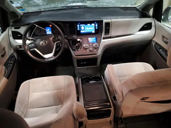 5TDKK3DC7GS733176 2016 TOYOTA SIENNA - Image 8