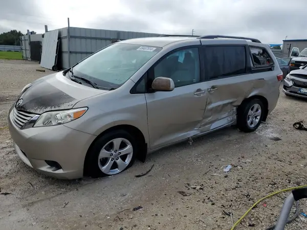 5TDKK3DC7GS752682 2016 TOYOTA SIENNA - Image 1