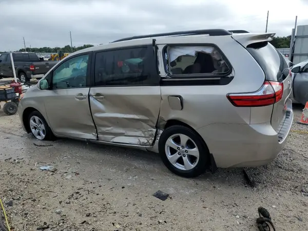 5TDKK3DC7GS752682 2016 TOYOTA SIENNA - Image 2