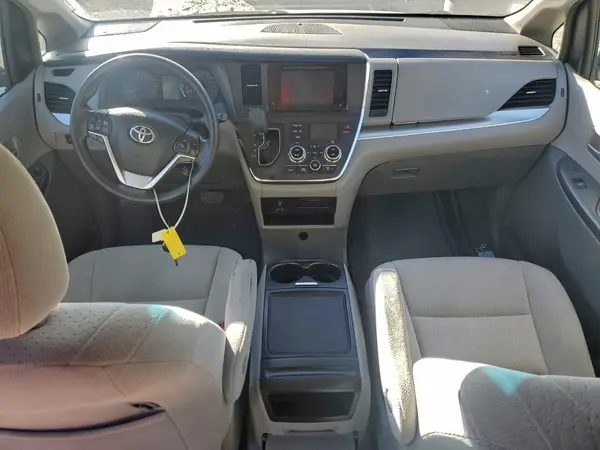 5TDKK3DC7GS756036 2016 TOYOTA SIENNA - Image 8