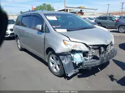 5TDKK3DC7GS763228 2016 TOYOTA SIENNA