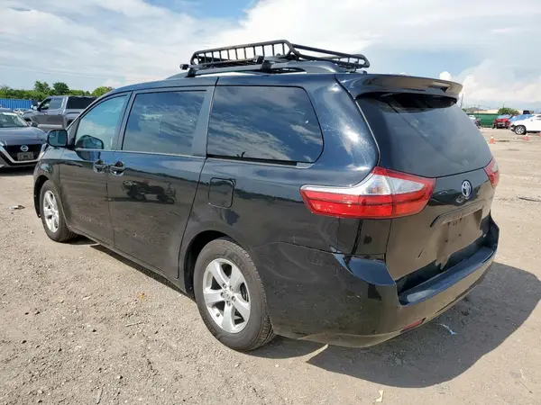 5TDKK3DC8GS690936 2016 TOYOTA SIENNA - Image 2