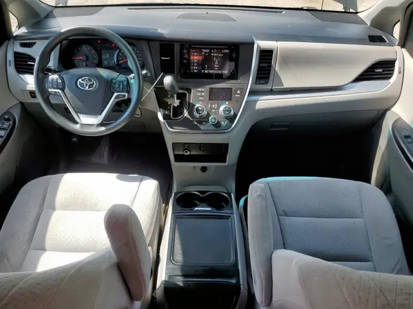5TDKK3DC8GS690936 2016 TOYOTA SIENNA - Image 8