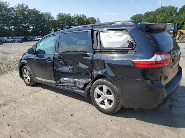 5TDKK3DC8GS691052 2016 TOYOTA SIENNA - Image 2