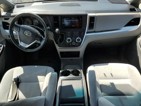 5TDKK3DC8GS691052 2016 TOYOTA SIENNA - Image 8