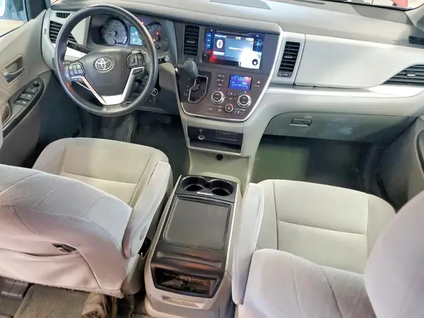5TDKK3DC8GS692783 2016 TOYOTA SIENNA - Image 8