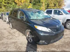 5TDKK3DC8GS701191 2016 TOYOTA SIENNA