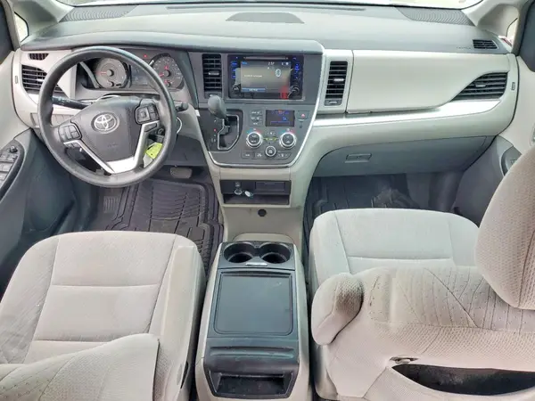 5TDKK3DC8GS702731 2016 TOYOTA SIENNA - Image 8