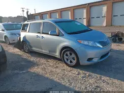 5TDKK3DC8GS713986 2016 TOYOTA SIENNA