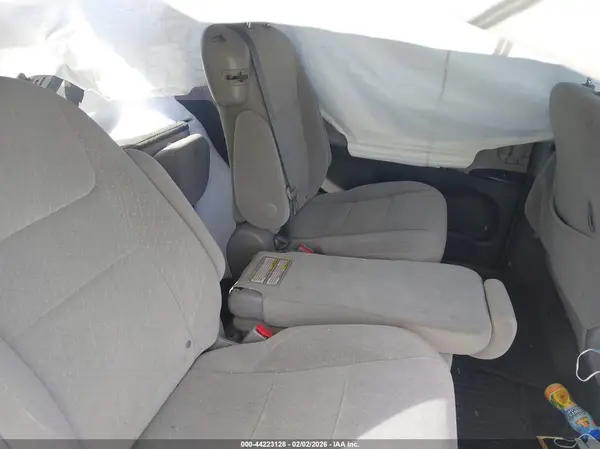 5TDKK3DC8GS719948 2016 TOYOTA SIENNA - Image 8