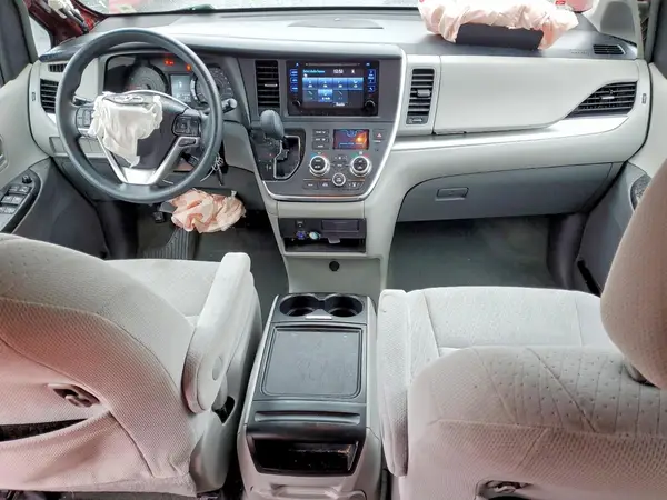 5TDKK3DC8GS735356 2016 TOYOTA SIENNA - Image 8