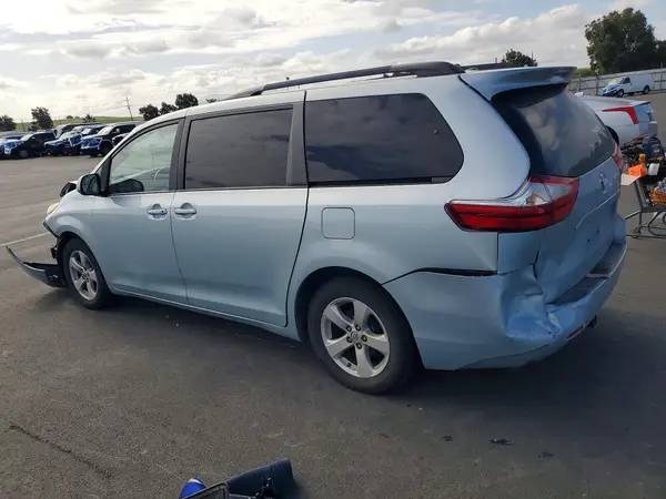 5TDKK3DC8GS742727 2016 TOYOTA SIENNA - Image 2