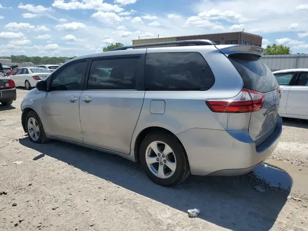 5TDKK3DC8GS755431 2016 TOYOTA SIENNA - Image 2