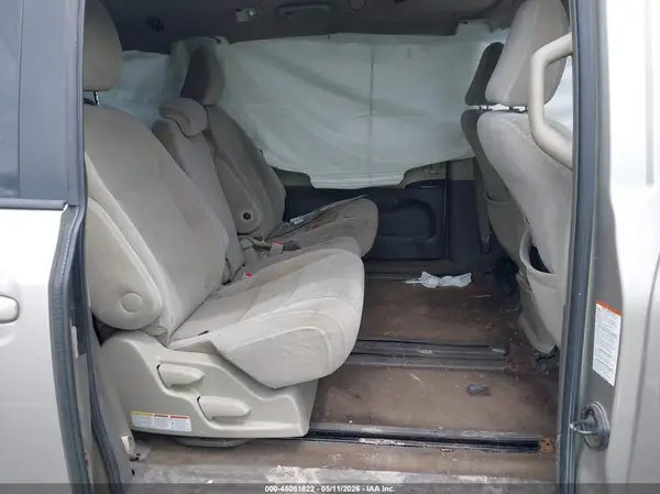 5TDKK3DC8GS757356 2016 TOYOTA SIENNA - Image 8