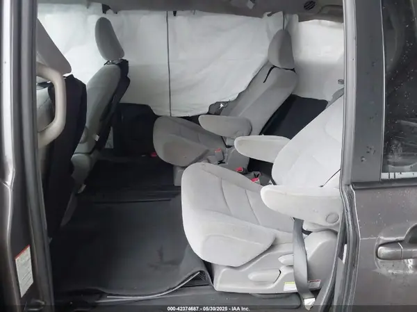 5TDKK3DC9GS694686 2016 TOYOTA SIENNA - Image 8