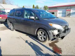 5TDKK3DC9GS700499 2016 TOYOTA SIENNA