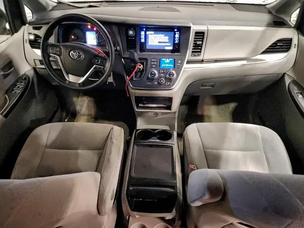 5TDKK3DC9GS717397 2016 TOYOTA SIENNA - Image 8