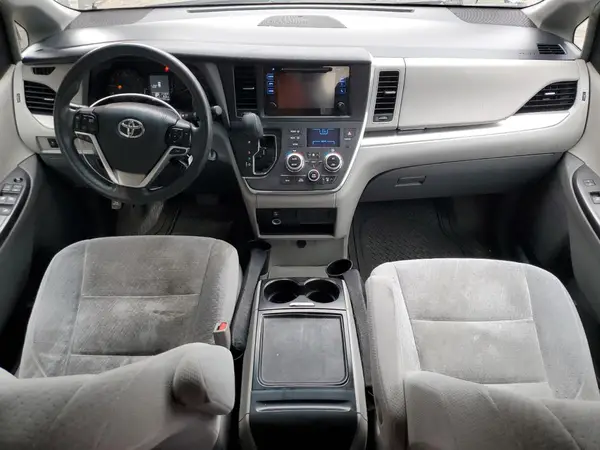 5TDKK3DC9GS721255 2016 TOYOTA SIENNA - Image 8