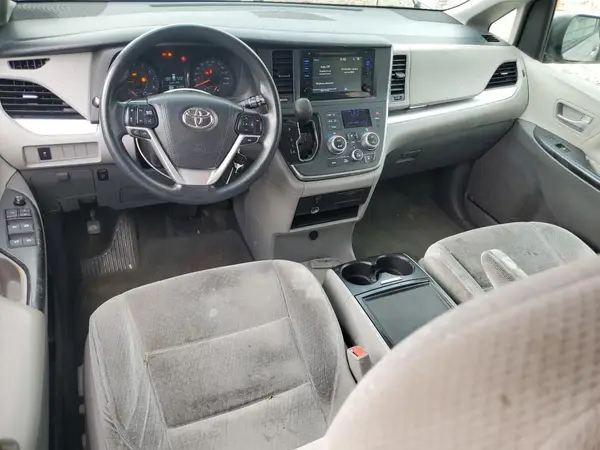 5TDKK3DC9GS726939 2016 TOYOTA SIENNA - Image 8