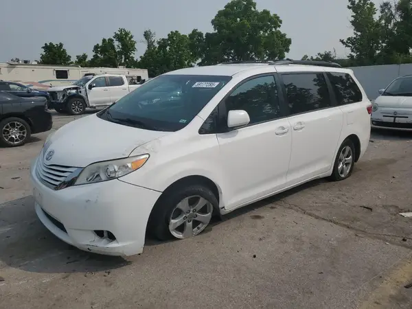 5TDKK3DC9GS727444 2016 TOYOTA SIENNA - Image 1