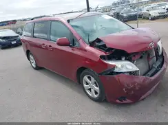 5TDKK3DC9GS728500 2016 TOYOTA SIENNA
