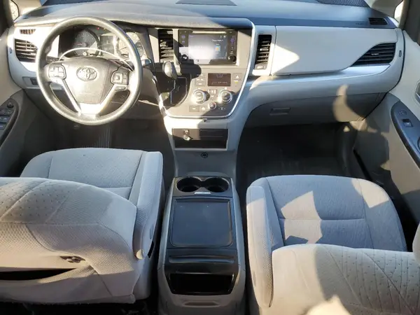 5TDKK3DC9GS734846 2016 TOYOTA SIENNA - Image 8