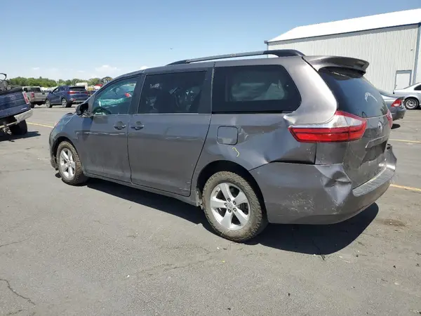 5TDKK3DC9GS752537 2016 TOYOTA SIENNA - Image 2