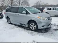 5TDKK3DC9GS754403 2016 TOYOTA SIENNA