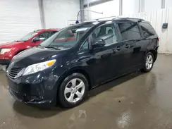 5TDKK3DC9GS759584 2016 TOYOTA SIENNA