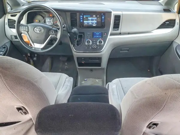 5TDKK3DCXGS694177 2016 TOYOTA SIENNA - Image 8