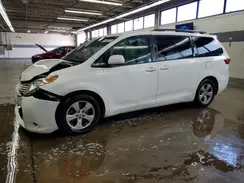5TDKK3DCXGS713844 2016 TOYOTA SIENNA