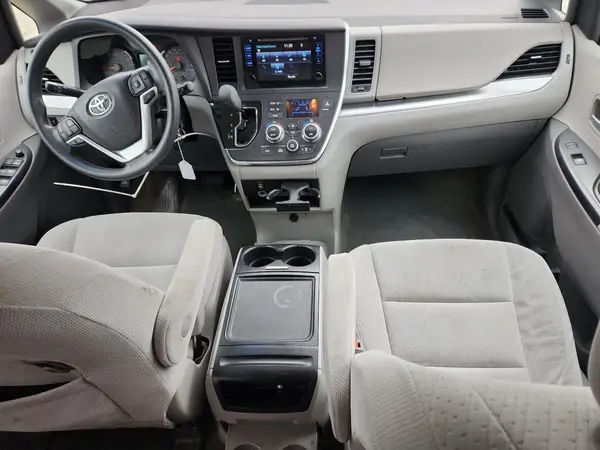 5TDKK3DCXGS714508 2016 TOYOTA SIENNA - Image 8