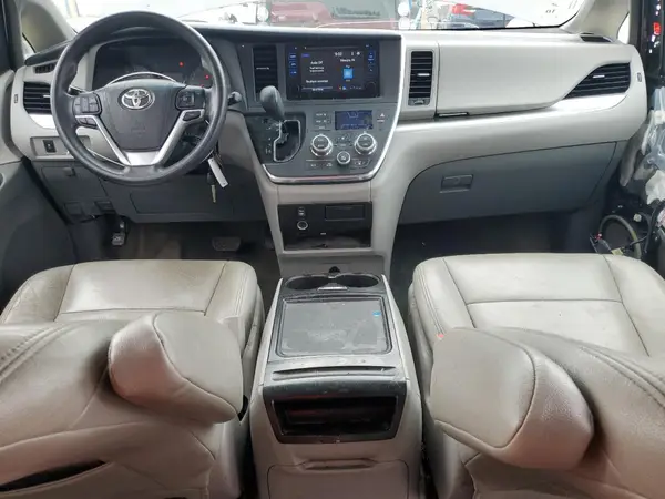 5TDKK3DCXGS723922 2016 TOYOTA SIENNA - Image 8