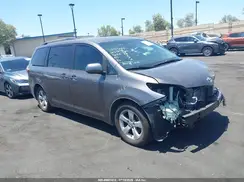 5TDKK3DCXGS732054 2016 TOYOTA SIENNA