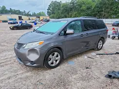 5TDKK3DCXGS734127 2016 TOYOTA SIENNA