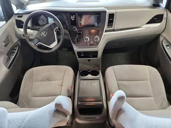 5TDKK3DCXGS734855 2016 TOYOTA SIENNA - Image 8