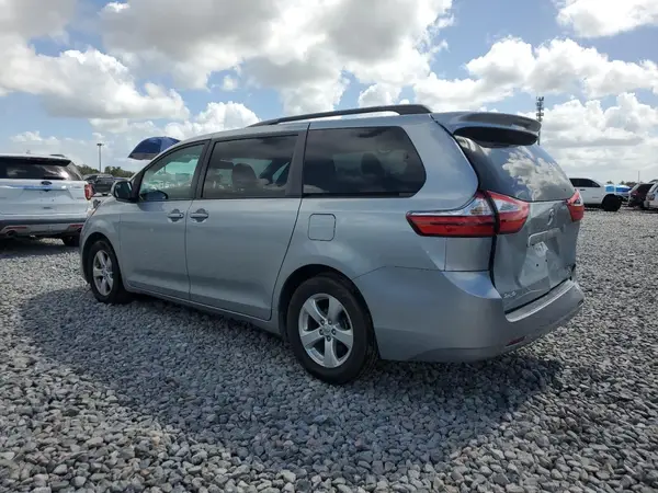 5TDKK3DCXGS753633 2016 TOYOTA SIENNA - Image 2