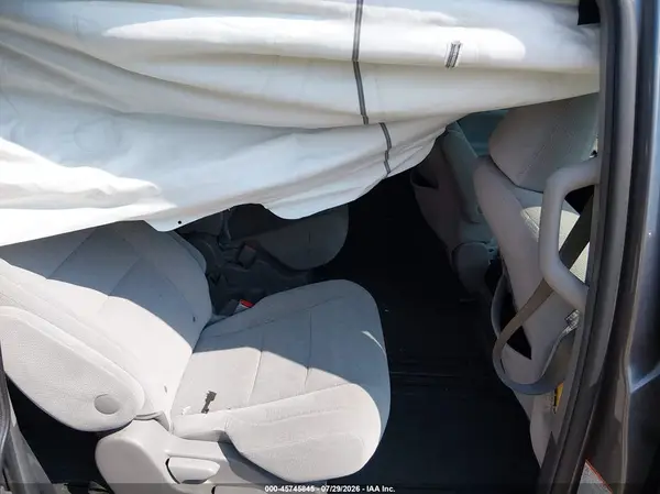 5TDKK3DCXGS756970 2016 TOYOTA SIENNA - Image 8