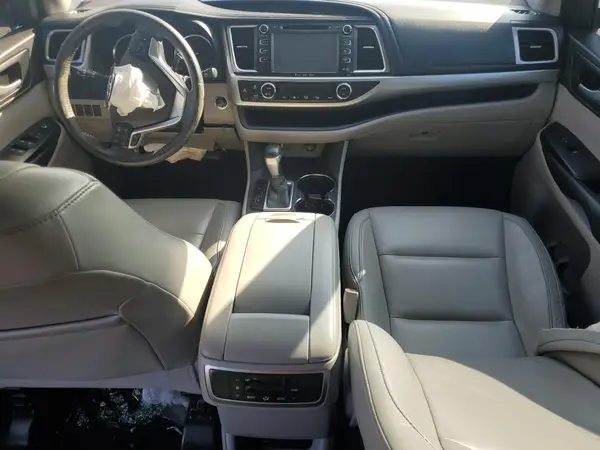 5TDKKRFH0GS123955 2016 TOYOTA HIGHLANDER - Image 8