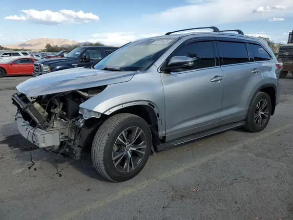 5TDKKRFH0GS133837 2016 TOYOTA HIGHLANDER - Image 1