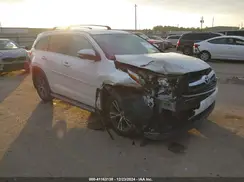 5TDKKRFH0GS138696 2016 TOYOTA HIGHLANDER