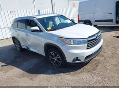 5TDKKRFH0GS141694 2016 TOYOTA HIGHLANDER