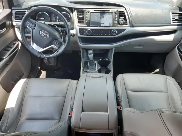 5TDKKRFH0GS144398 2016 TOYOTA HIGHLANDER - Image 8