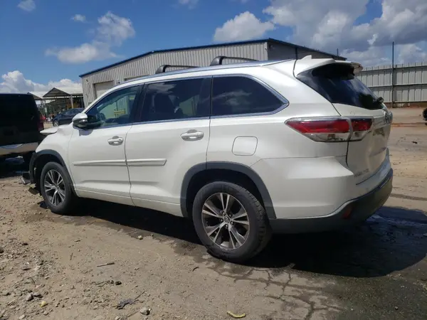 5TDKKRFH0GS144725 2016 TOYOTA HIGHLANDER - Image 2